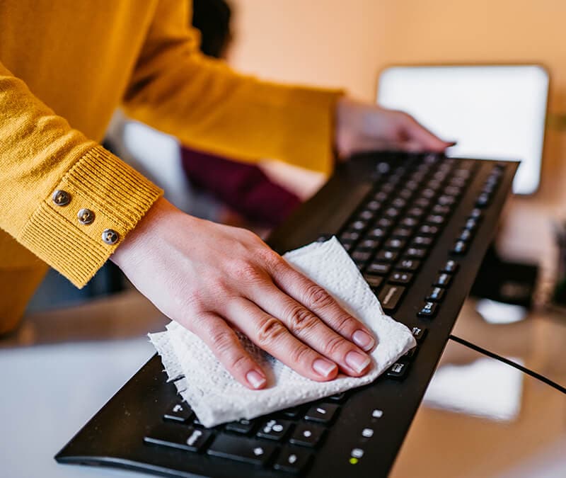 19 computer maintenance tips (+ a checklist)